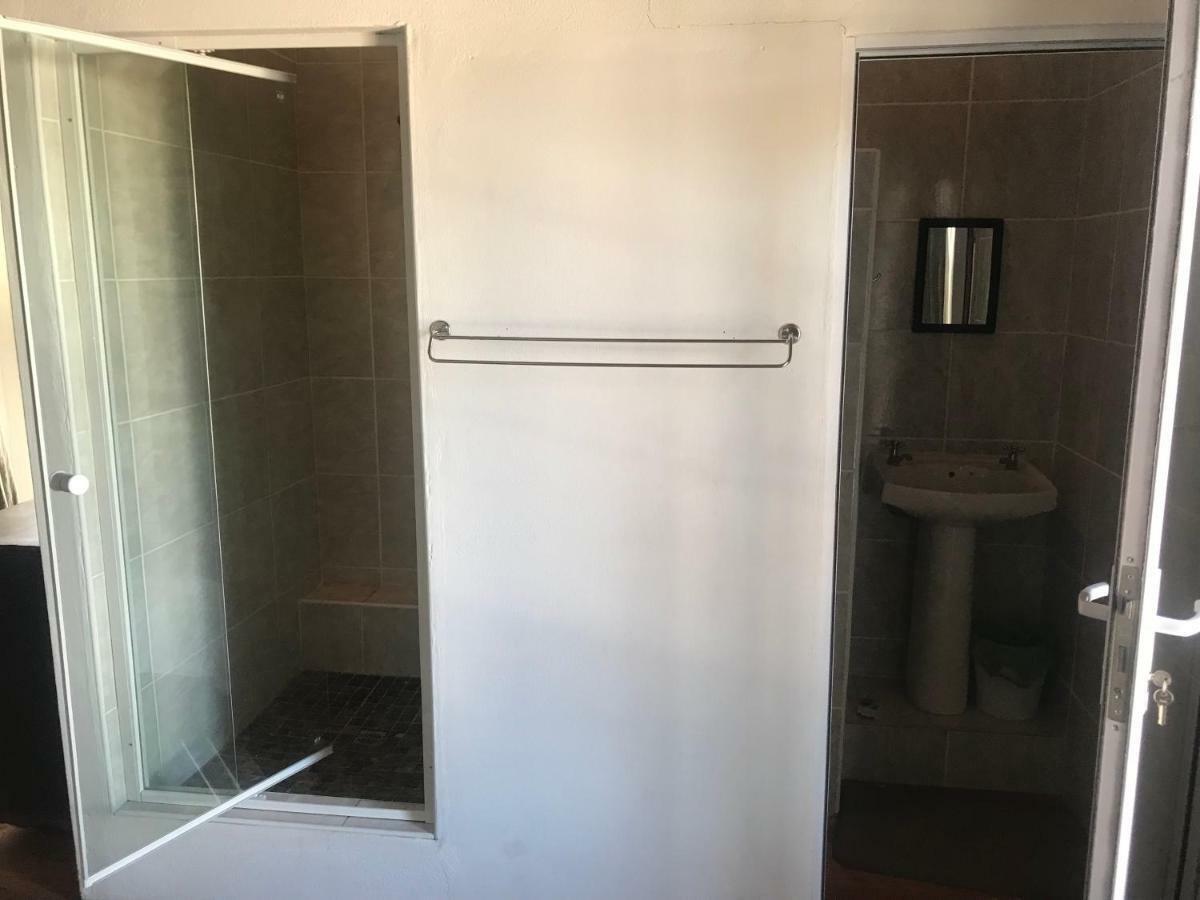 Towerzicht Guest House Ladismith Dış mekan fotoğraf
